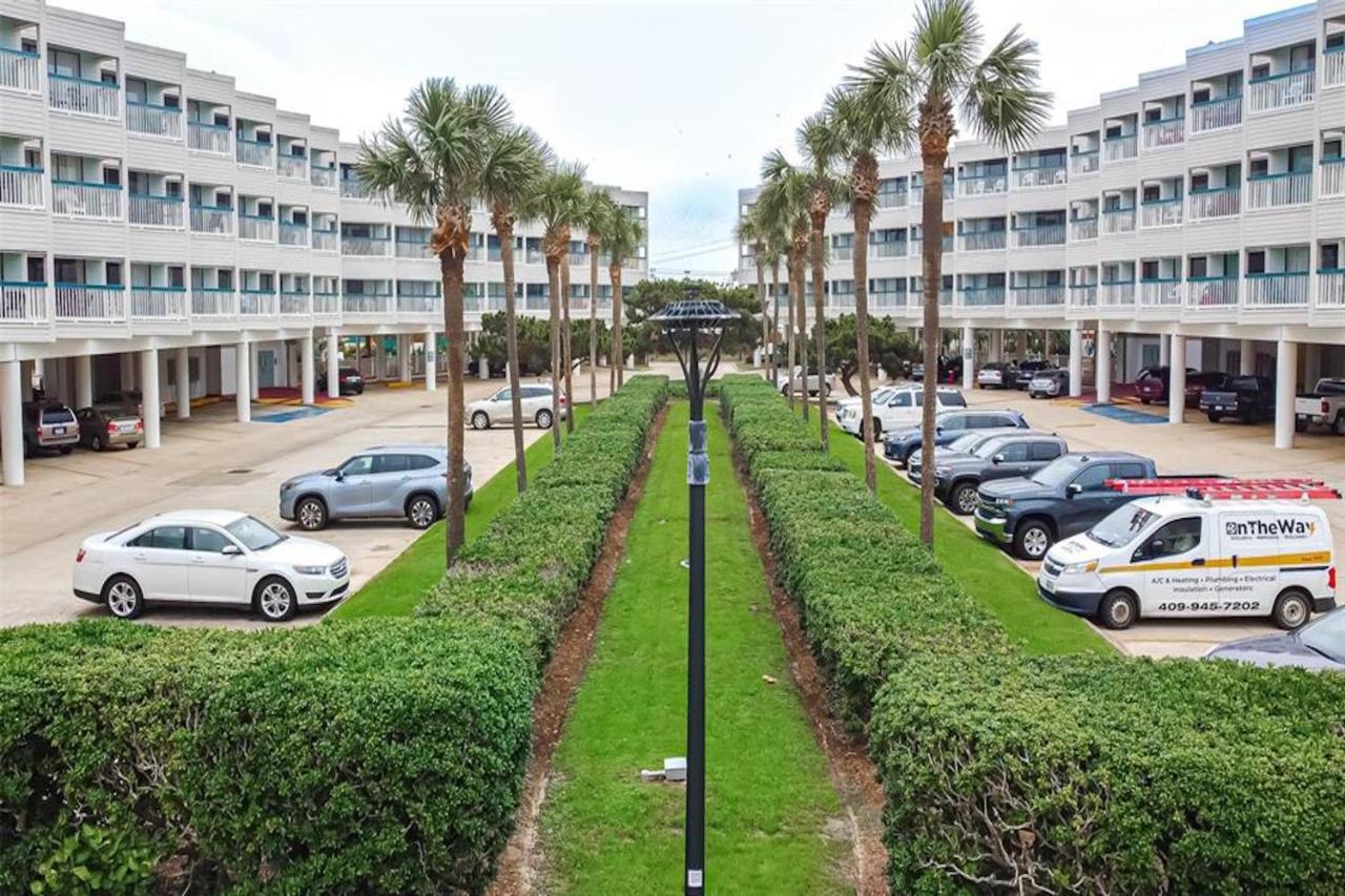 Casa Del Mar Skip To The Beach 294 Apartment Galveston Bagian luar foto