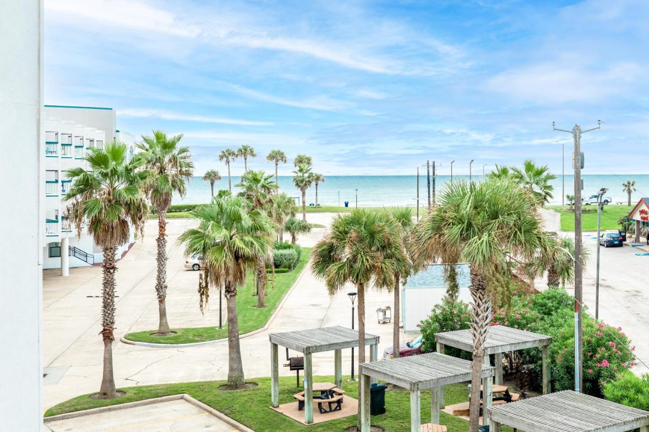 Casa Del Mar Skip To The Beach 294 Apartment Galveston Bagian luar foto