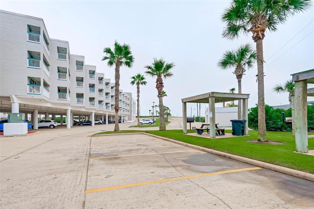 Casa Del Mar Skip To The Beach 294 Apartment Galveston Bagian luar foto